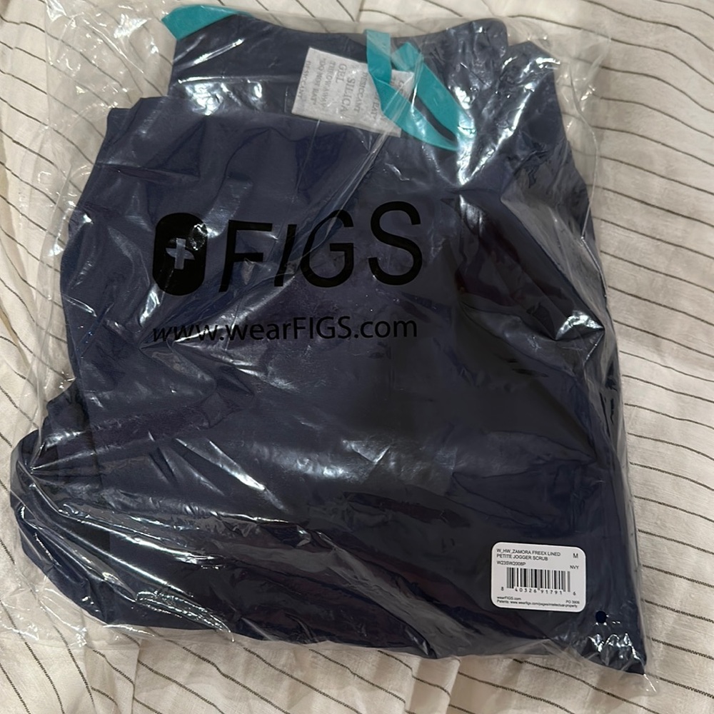 NWT FIGS ZAMORA FREEX LINED PETITE JOGGERS
